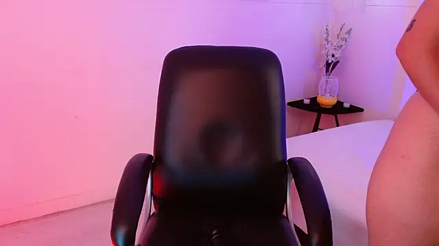 jeroharper online show from October 12, 4:41 pm