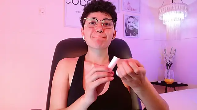 jeroharper online show from October 19, 12:13 am