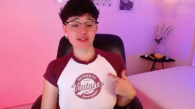 jeroharper online show from November 25, 4:07 pm