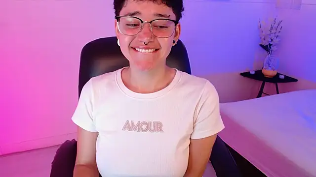 jeroharper online show from November 23, 3:11 pm