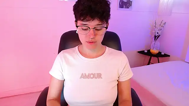 jeroharper online show from October 25, 2:07 pm