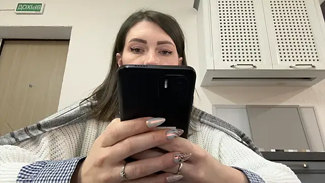 Snapshot of AshlyJoy chatting on October 5, 9:00 am AshlyJoy online show from October 5, 9:00 am