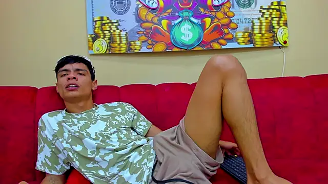 Snapshot of Brownie_Lovers chatting on November 24, 12:05 pm Brownie Lovers online show from November 24, 12:05 pm