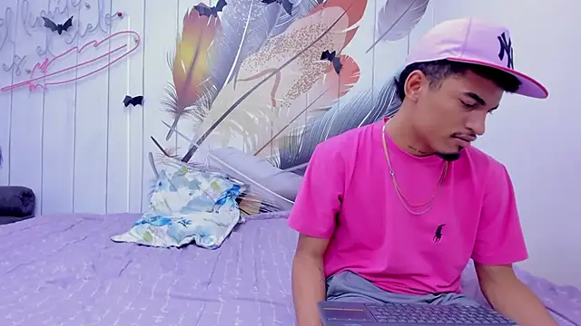 Snapshot of Brownie_Lovers chatting on November 17, 11:58 am Brownie Lovers online show from November 17, 11:58 am