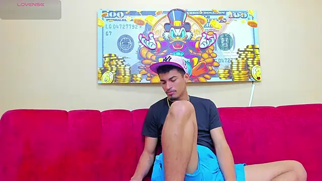 Snapshot of Brownie_Lovers chatting on November 14, 11:14 am Brownie Lovers online show from November 14, 11:14 am