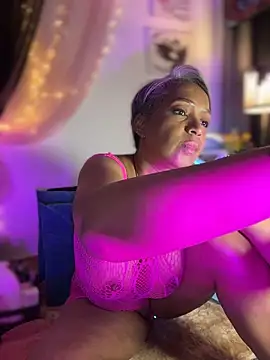 Snapshot of skarlleth_11 chatting on November 30, 12:11 am skarlleth 11 online show from November 30, 12:11 am