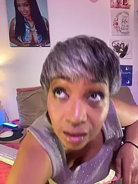 skarlleth 11 online show from January 10, 2:45 pm