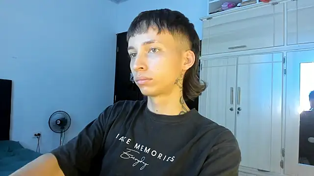 spacehumanz online show from February 12, 6:07 pm