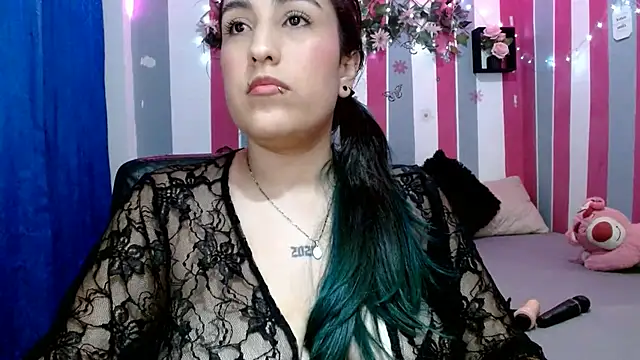 karo lovely online show from January 14, 10:02 pm