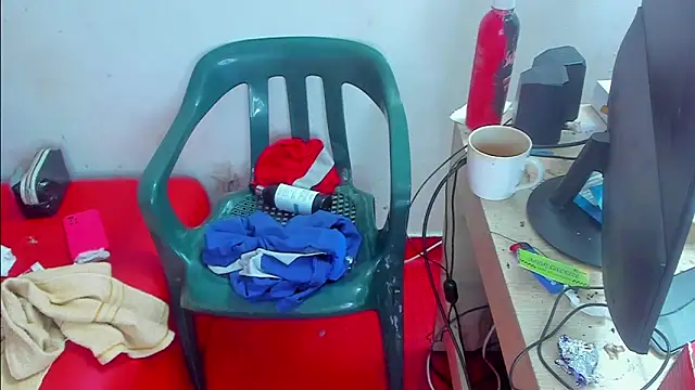 extreme hot crazy online show from December 17, 5:18 pm