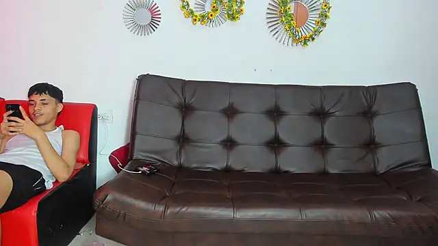 extreme hot crazy online show from May 14, 7:33 pm