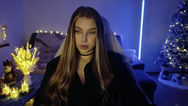 Emma candyyy online show from November 30, 2:40 pm