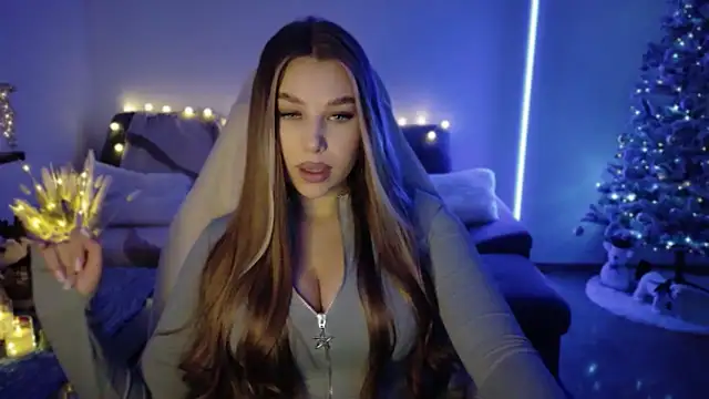 Emma candyyy online show from December 17, 9:03 am