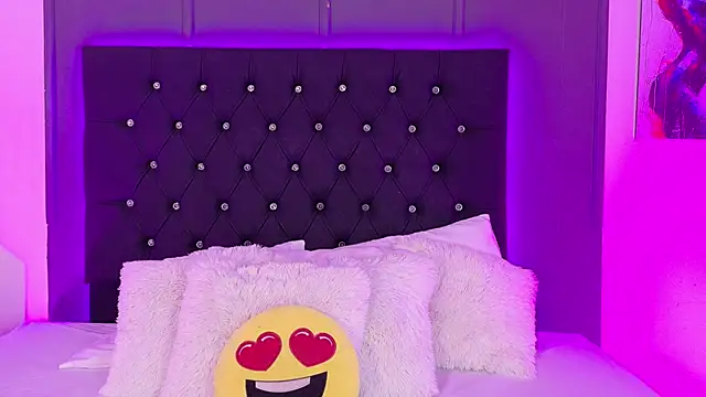 Billie Eilish online show from September 9, 9:02 pm