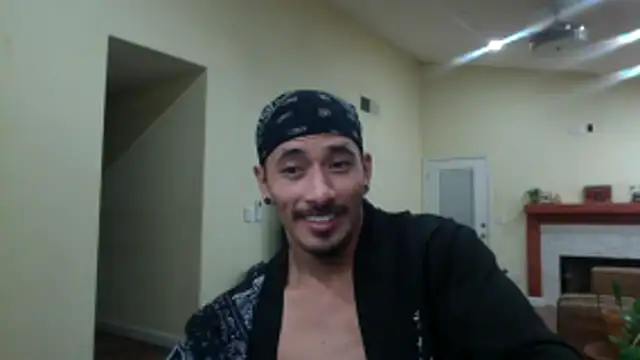 tanjir020 online show from April 23, 7:15 am