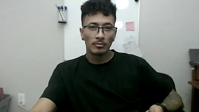 tanjir020 online show from February 14, 10:15 am