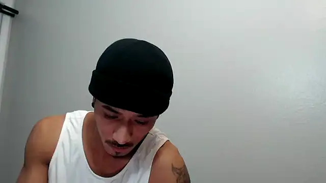 tanjir020 online show from December 18, 6:12 pm