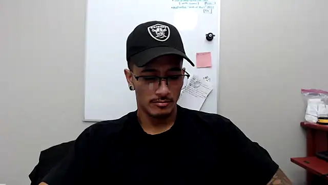 tanjir020 online show from February 3, 7:41 pm