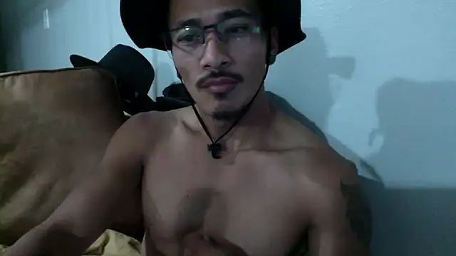 tanjir020 online show from November 12, 9:24 am