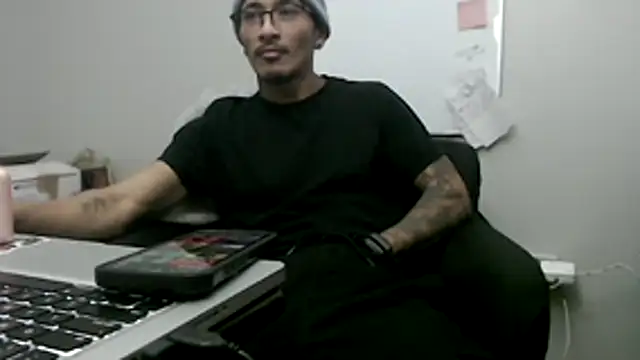 tanjir020 online show from February 19, 1:19 pm