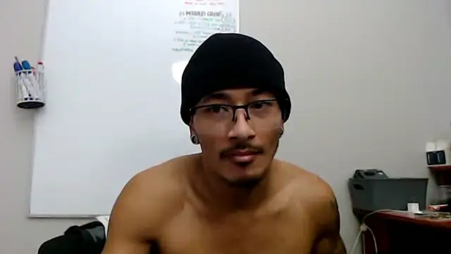 tanjir020 online show from February 21, 8:00 pm