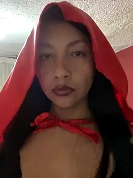 Snapshot of Bamby_milflatina chatting on November 28, 12:11 am Bamby milflatina online show from November 28, 12:11 am