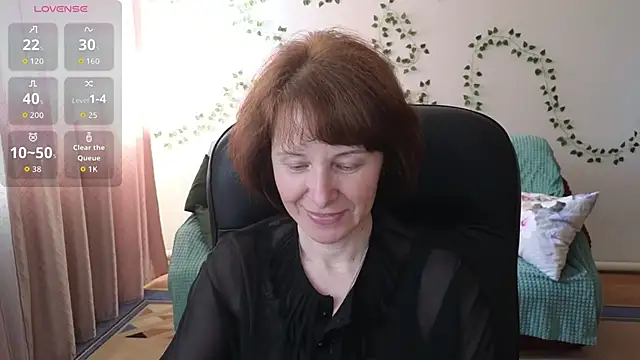 Lia Tito online show from May 8, 7:45 am