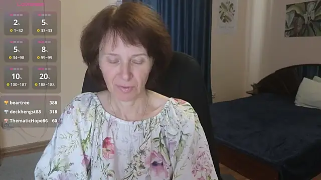 Snapshot of Lia_Tito chatting on October 9, 5:52 am Lia Tito online show from October 9, 5:52 am