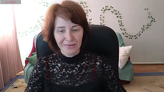 Lia Tito online show from May 20, 6:21 am
