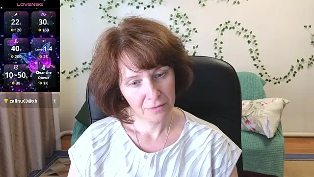 Snapshot of Lia_Tito chatting on July 13, 1:10 pm Lia Tito online show from July 13, 1:10 pm
