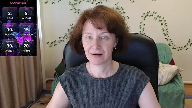 Snapshot of Lia_Tito chatting on July 14, 1:39 pm Lia Tito online show from July 14, 1:39 pm