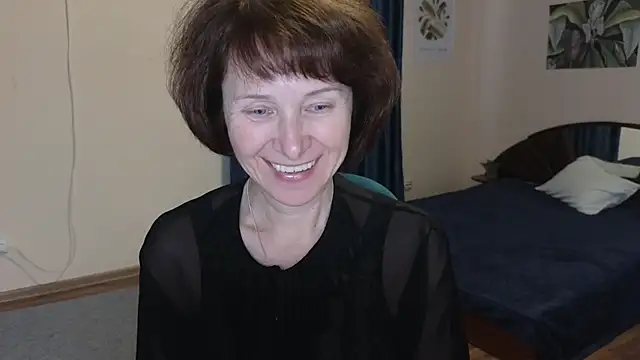 Lia Tito online show from November 4, 12:09 pm