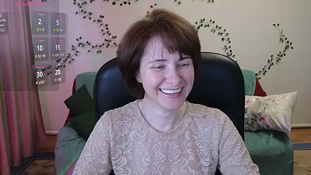 Snapshot of Lia_Tito chatting on April 20, 1:56 pm Lia Tito online show from April 20, 1:56 pm