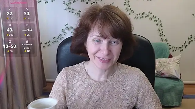 Lia Tito online show from April 2, 8:10 am