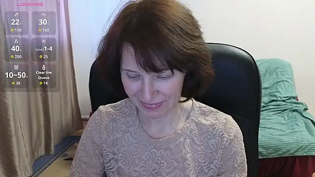 Lia Tito online show from February 3, 1:16 pm