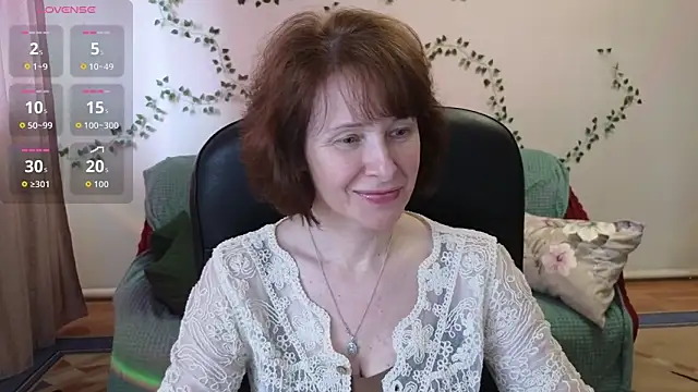 Lia Tito online show from April 7, 12:18 pm