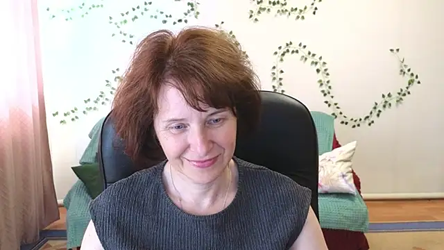 Snapshot of Lia_Tito chatting on June 24, 6:23 am Lia Tito online show from June 24, 6:23 am