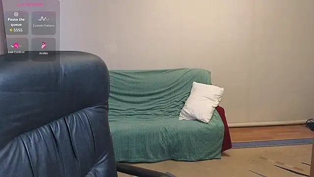 Lia Tito online show from January 15, 6:06 am