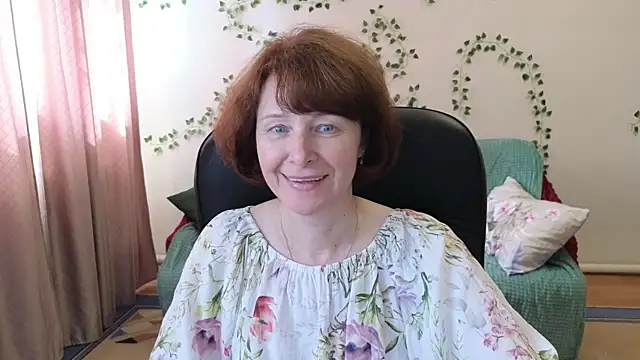 Snapshot of Lia_Tito chatting on May 27, 6:32 am Lia Tito online show from May 27, 6:32 am