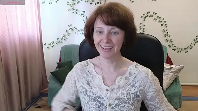 Snapshot of Lia_Tito chatting on May 15, 8:45 am Lia Tito online show from May 15, 8:45 am