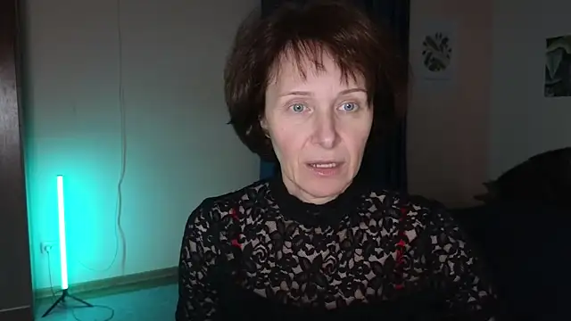 Lia Tito online show from October 28, 3:22 pm