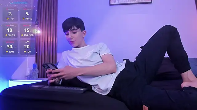 mathias saenz online show from November 28, 7:47 pm