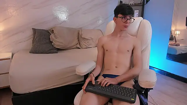 mathias saenz online show from January 10, 7:09 pm