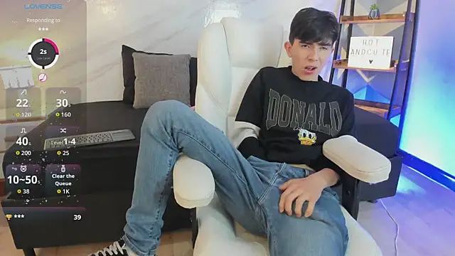 mathias saenz online show from November 27, 7:25 pm