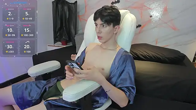 mathias saenz online show from October 23, 7:01 pm