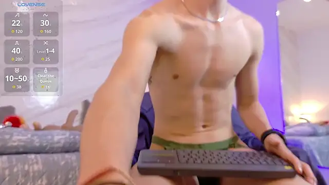 mathias saenz online show from April 7, 7:48 pm