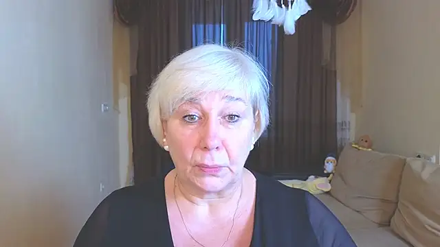 Milana Milky online show from November 18, 5:11 am