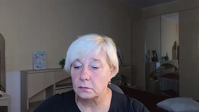 Snapshot of Milana_Milky chatting on September 11, 5:07 am Milana Milky online show from September 11, 5:07 am