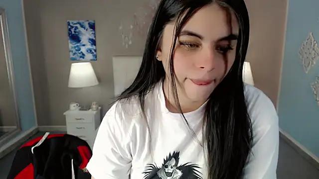 maddissonivanova online show from October 11, 7:15 pm