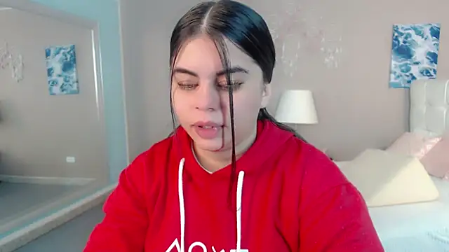 maddissonivanova online show from February 17, 7:11 pm